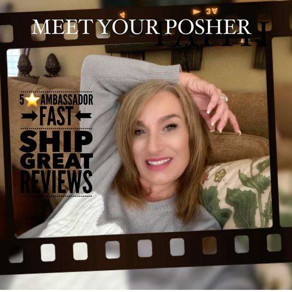 MEET YOUR POSHER - Picture 3 of 16